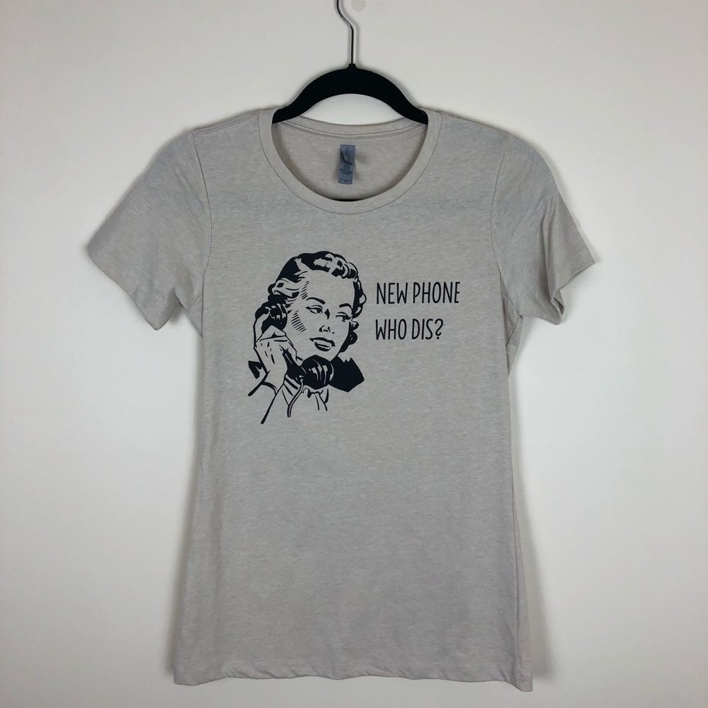 ModCloth New Phone graphic T-shirt